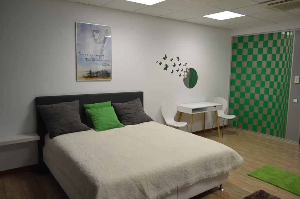 Vasarely Luxury Flat Apartment Satu Mare Exterior photo